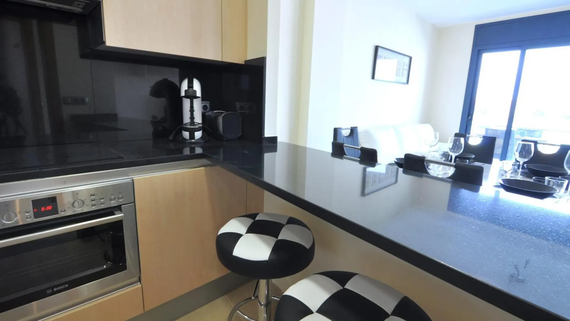 Rnet - Apartments Roses Port Trebol Spanje