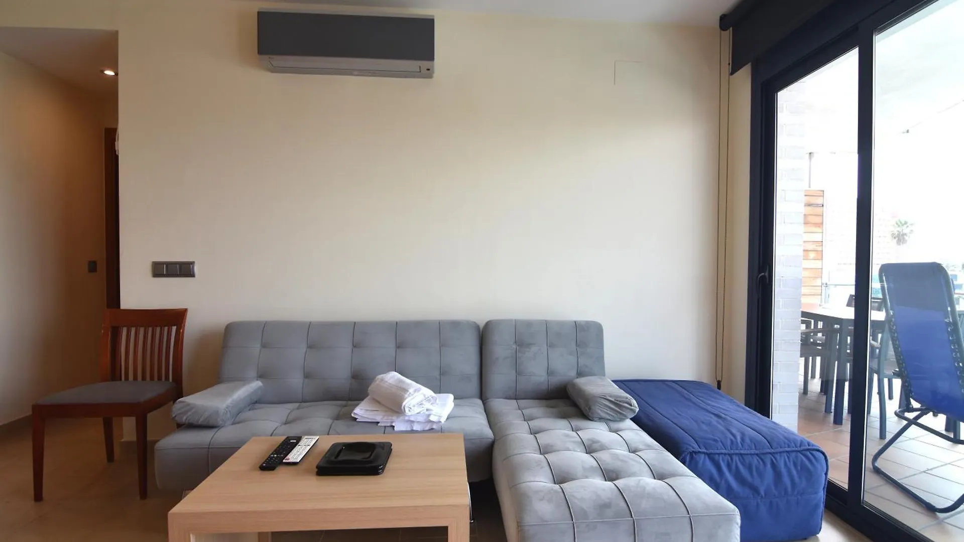 Rnet - Apartments Roses Port Trebol