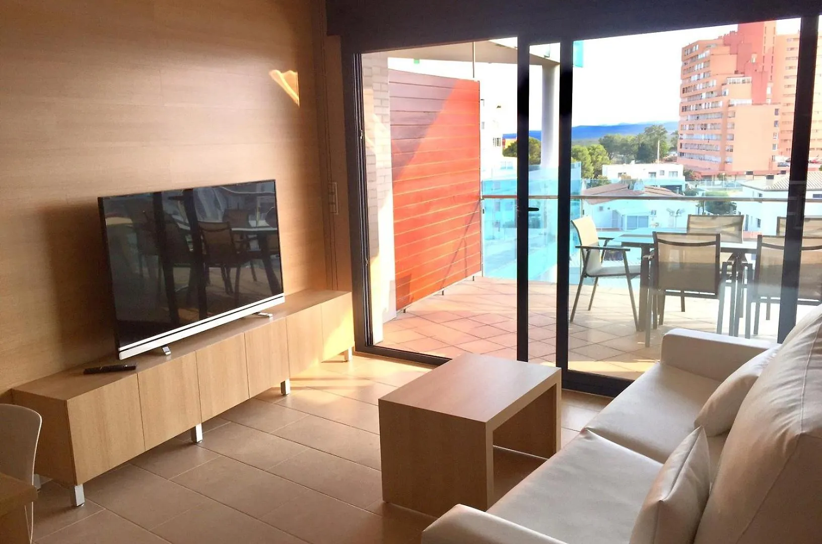 Rnet - Apartments Roses Port Trebol Spain