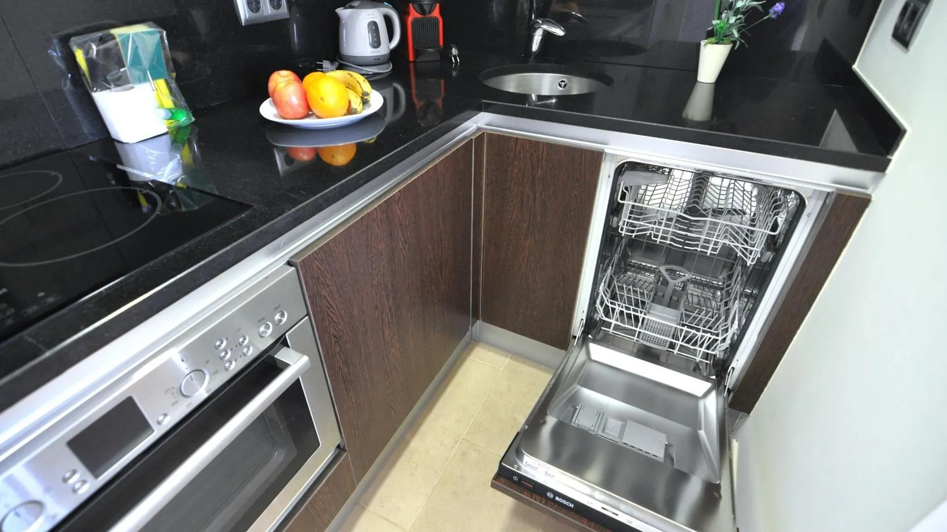 Rnet - Apartments Roses Port Trebol