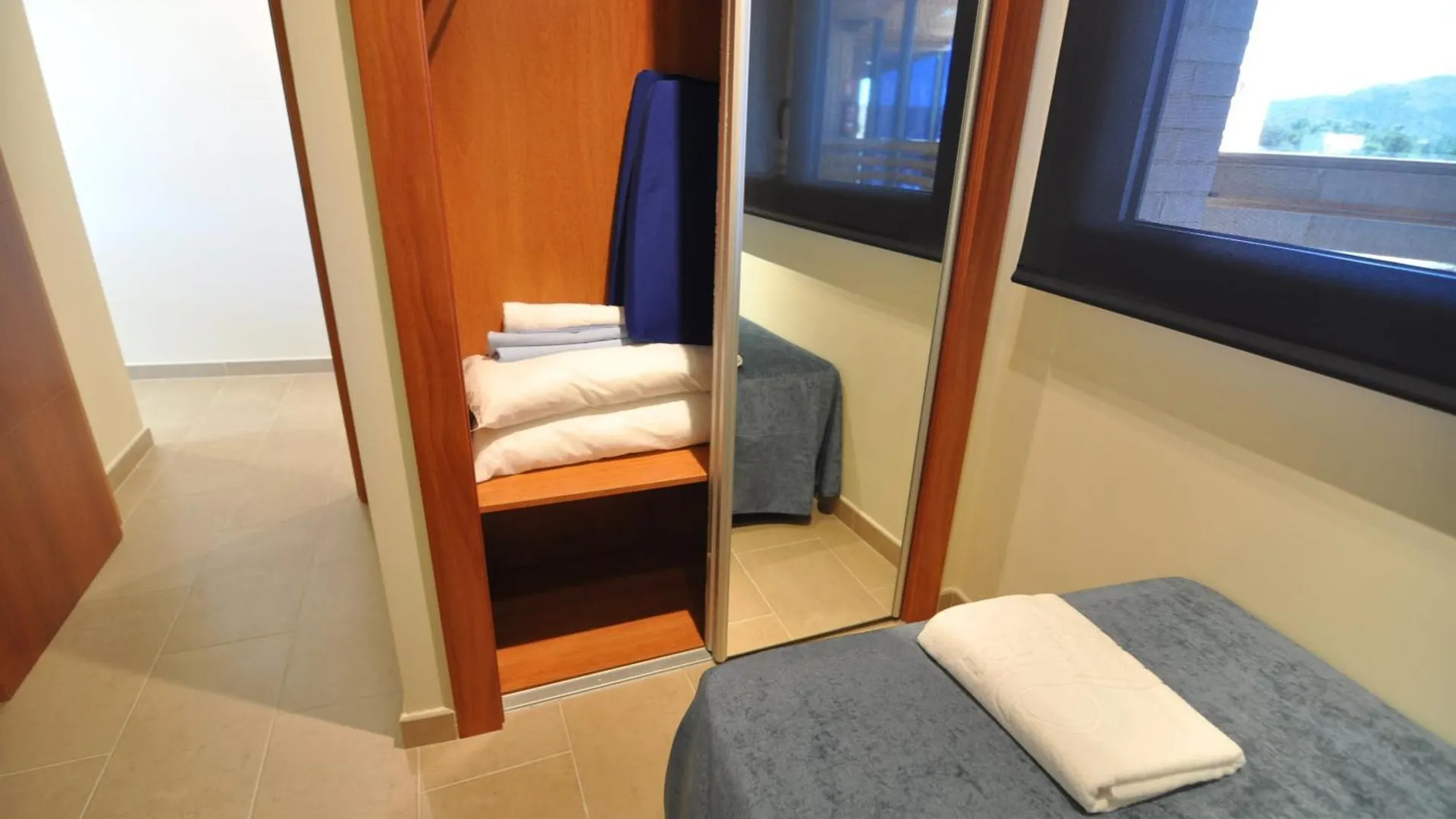 Rnet - Apartments Roses Port Trebol