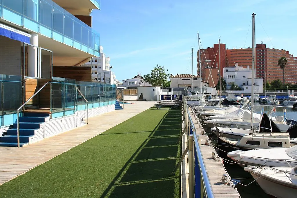 Rnet - Apartments Roses Port Trebol
